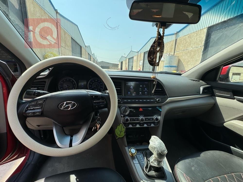 هيونداي النترا